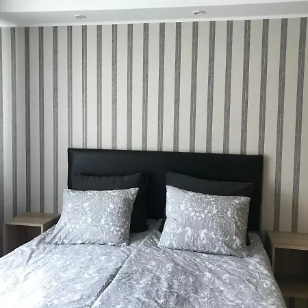 Redise Apartament * Laagri