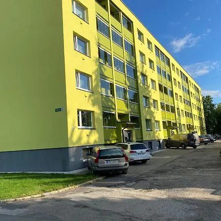 Redise Apartament * Laagri